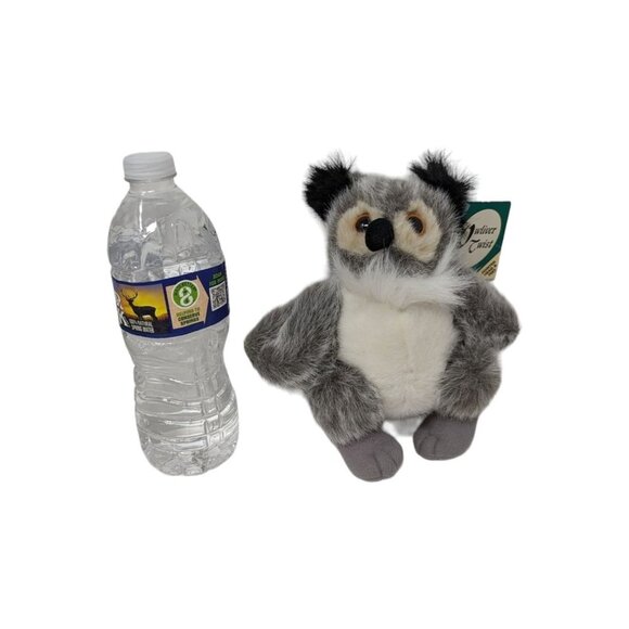 Vintage Mary Meyer Owl Oliver Twist Realistic Grey Owl Plush Stuffed Animal Toy - Picture 3 of 7